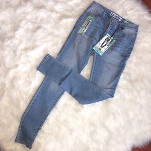 New Denim jeans by En Jean, Size 3